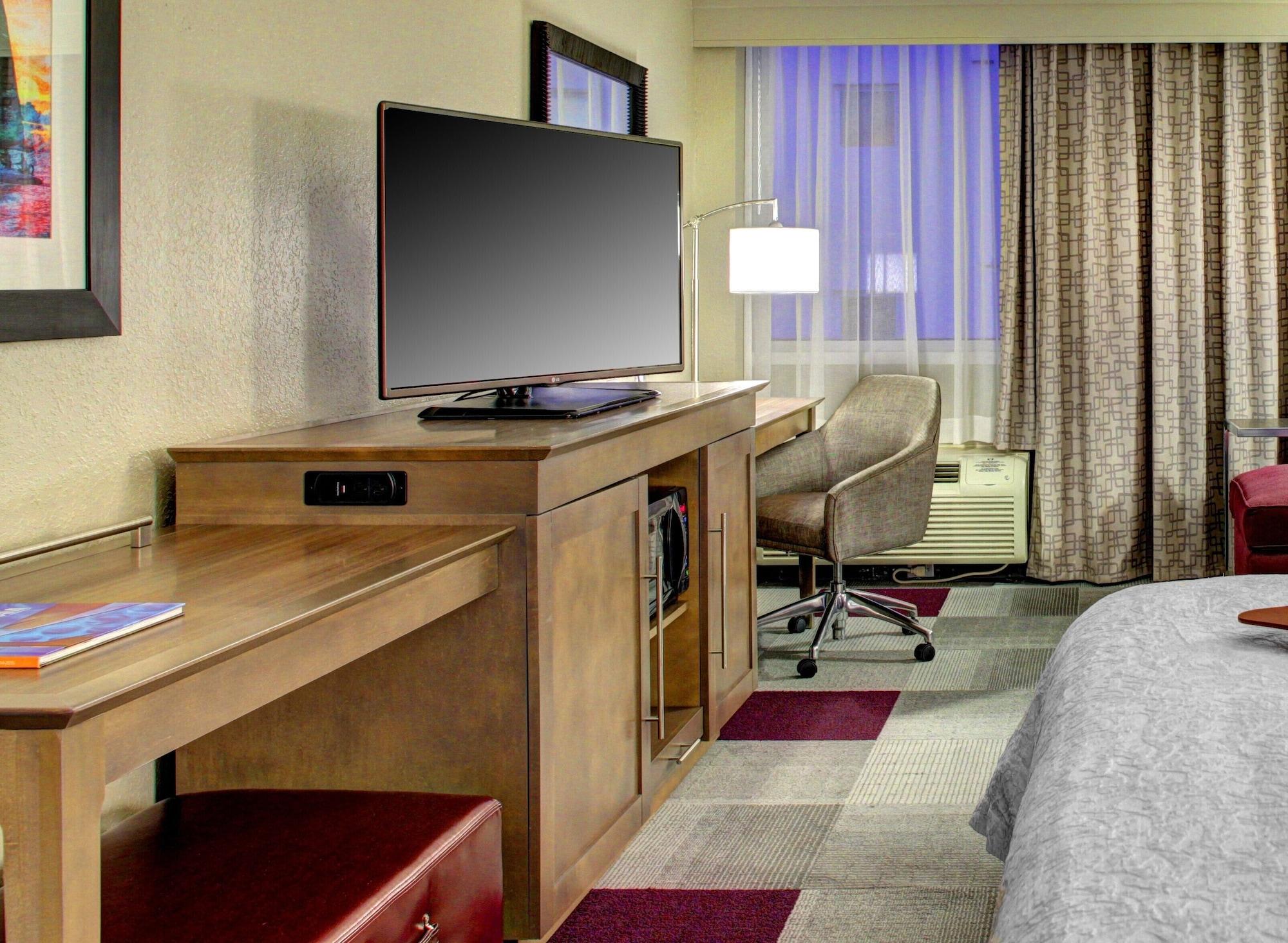 Hampton Inn Miami-Coconut Grove/Coral Gables Экстерьер фото