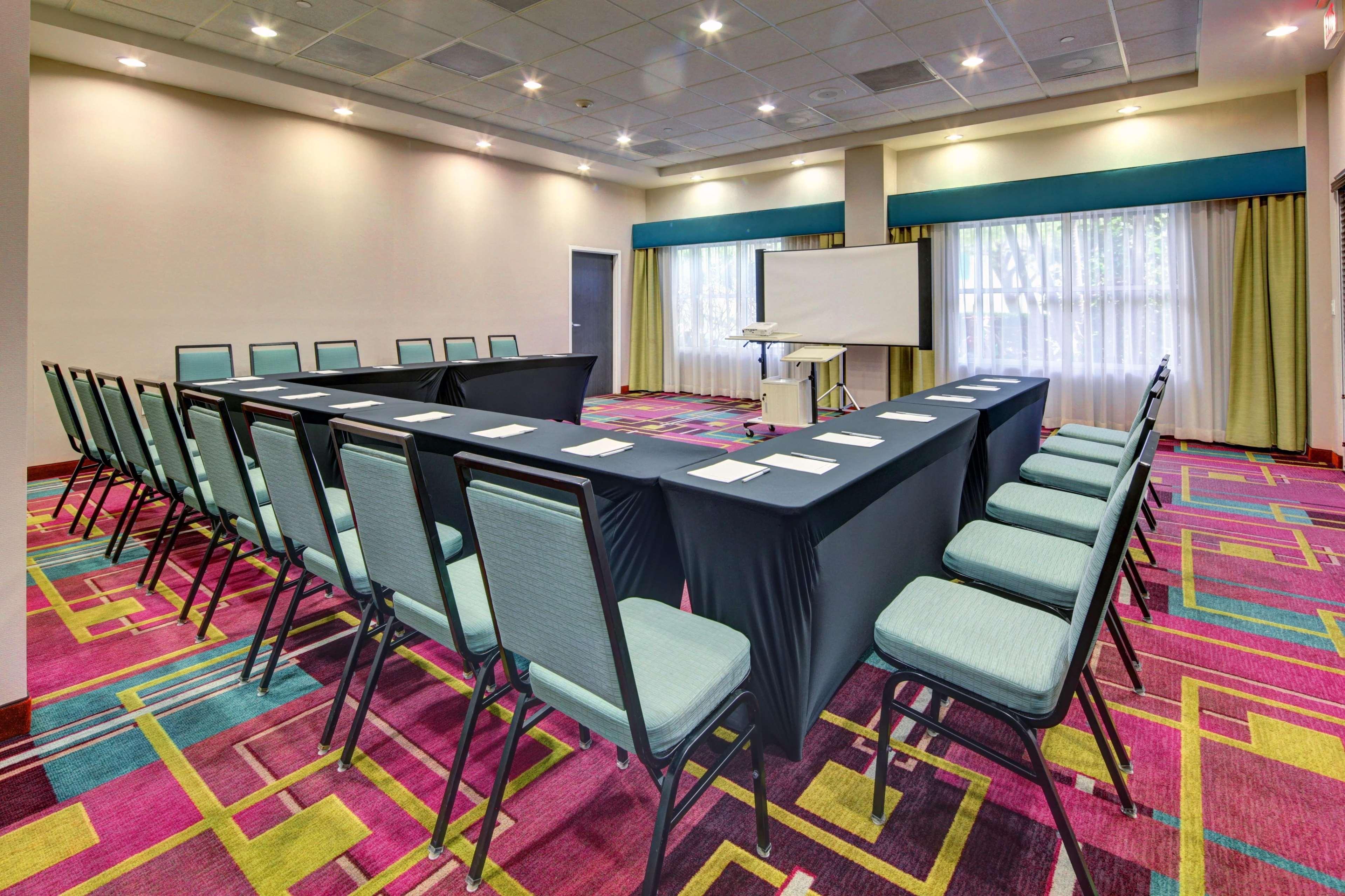 Hampton Inn Miami-Coconut Grove/Coral Gables Экстерьер фото