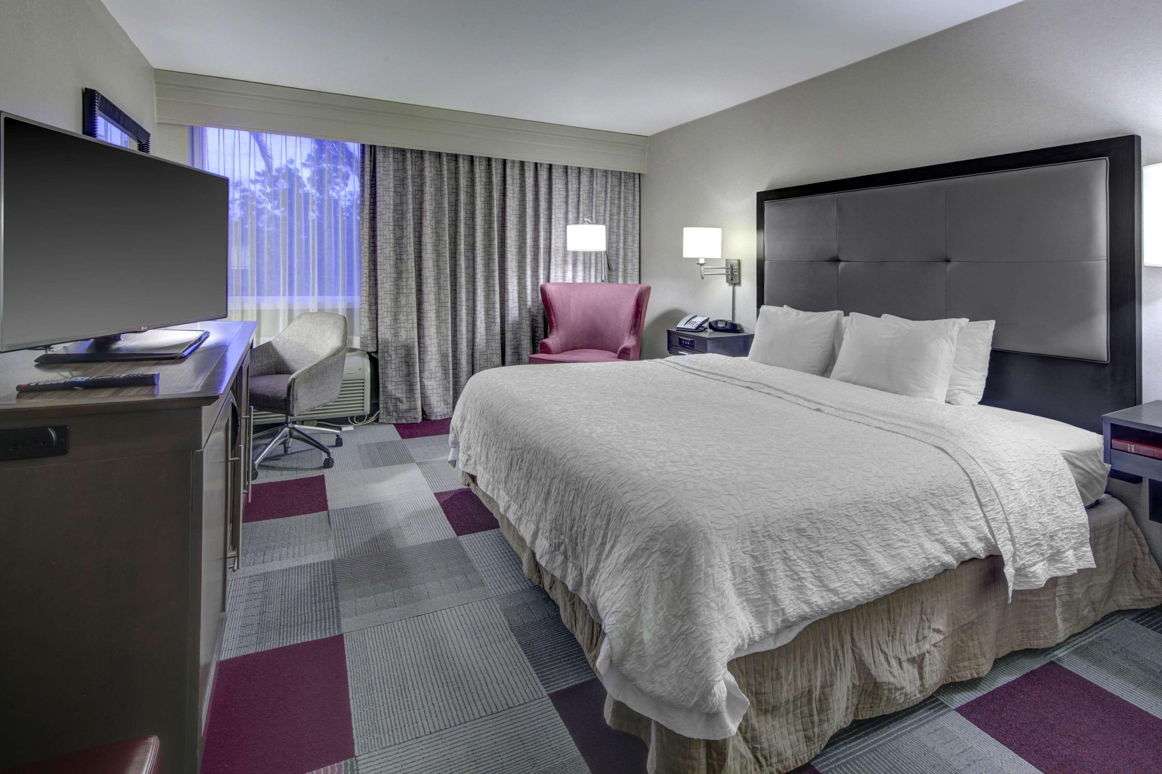 Hampton Inn Miami-Coconut Grove/Coral Gables Экстерьер фото