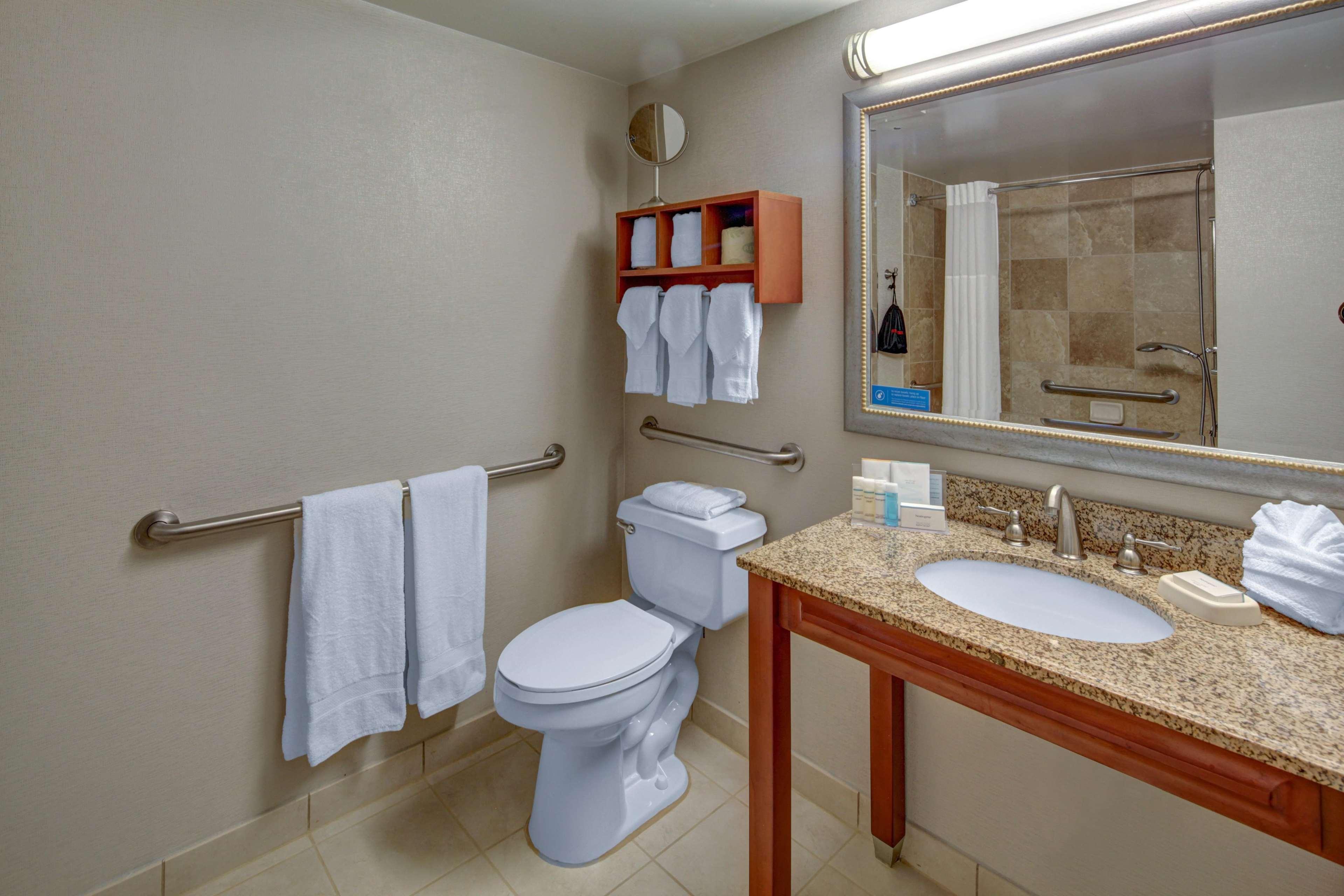 Hampton Inn Miami-Coconut Grove/Coral Gables Экстерьер фото