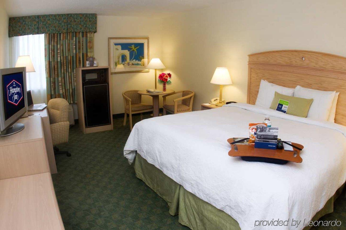 Hampton Inn Miami-Coconut Grove/Coral Gables Экстерьер фото