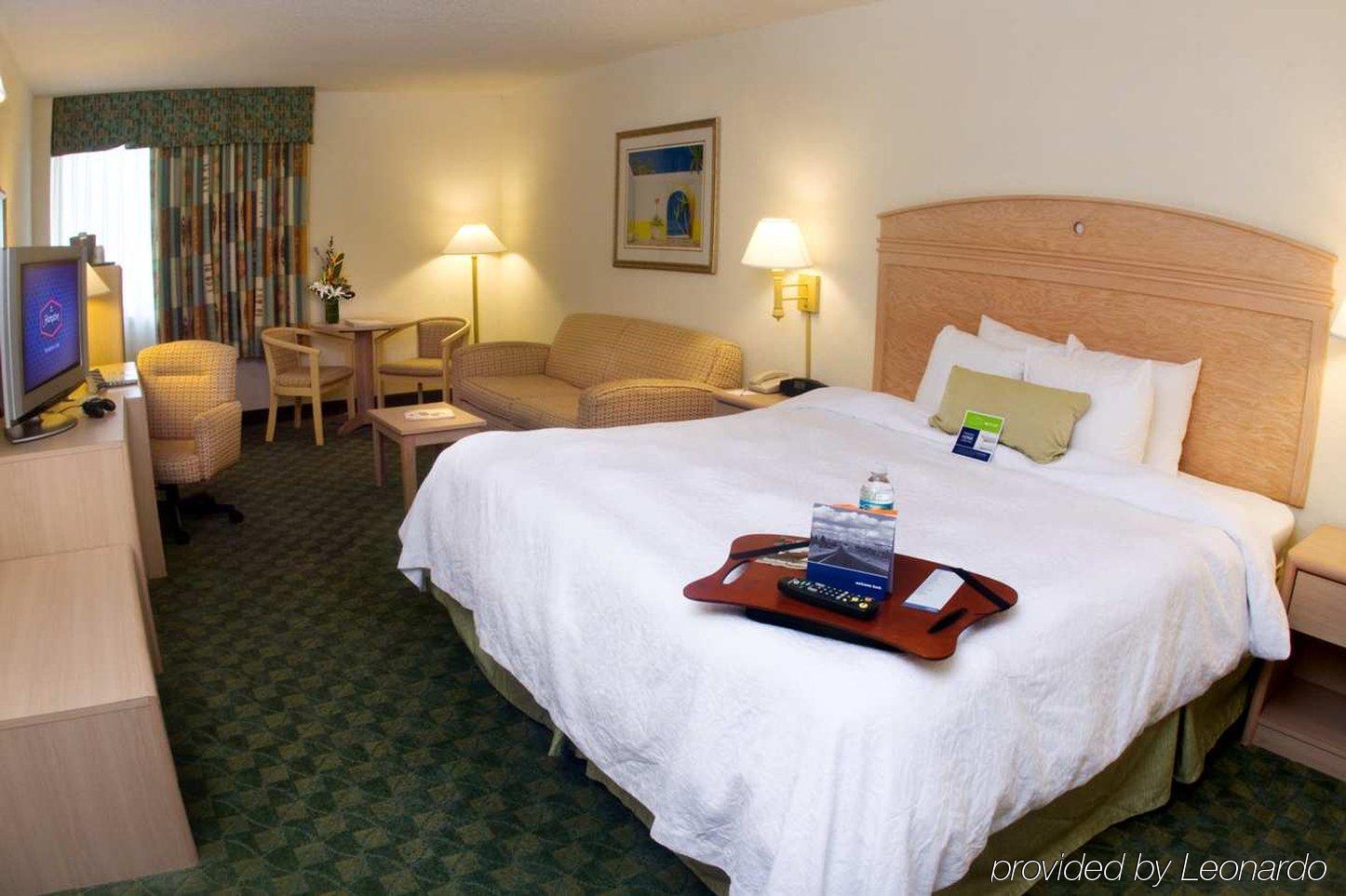Hampton Inn Miami-Coconut Grove/Coral Gables Номер фото