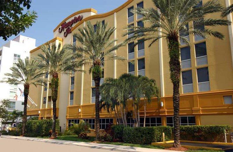 Hampton Inn Miami-Coconut Grove/Coral Gables Экстерьер фото